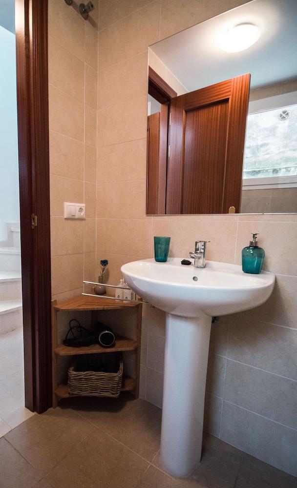 Holidays2Malaga Juan De Mena Apartments ภายนอก รูปภาพ