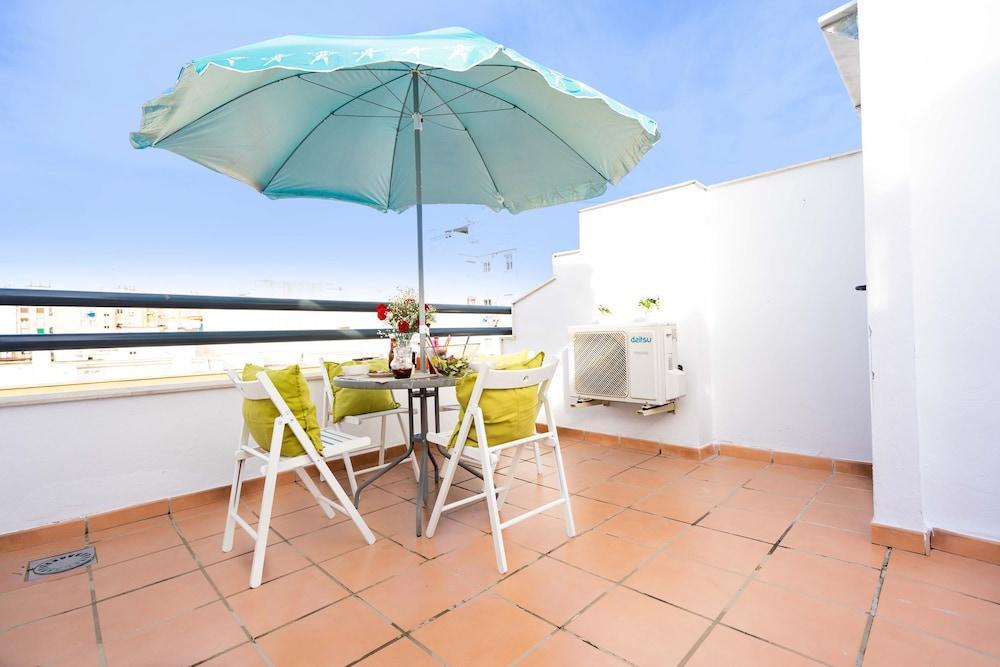 Holidays2Malaga Juan De Mena Apartments ภายนอก รูปภาพ